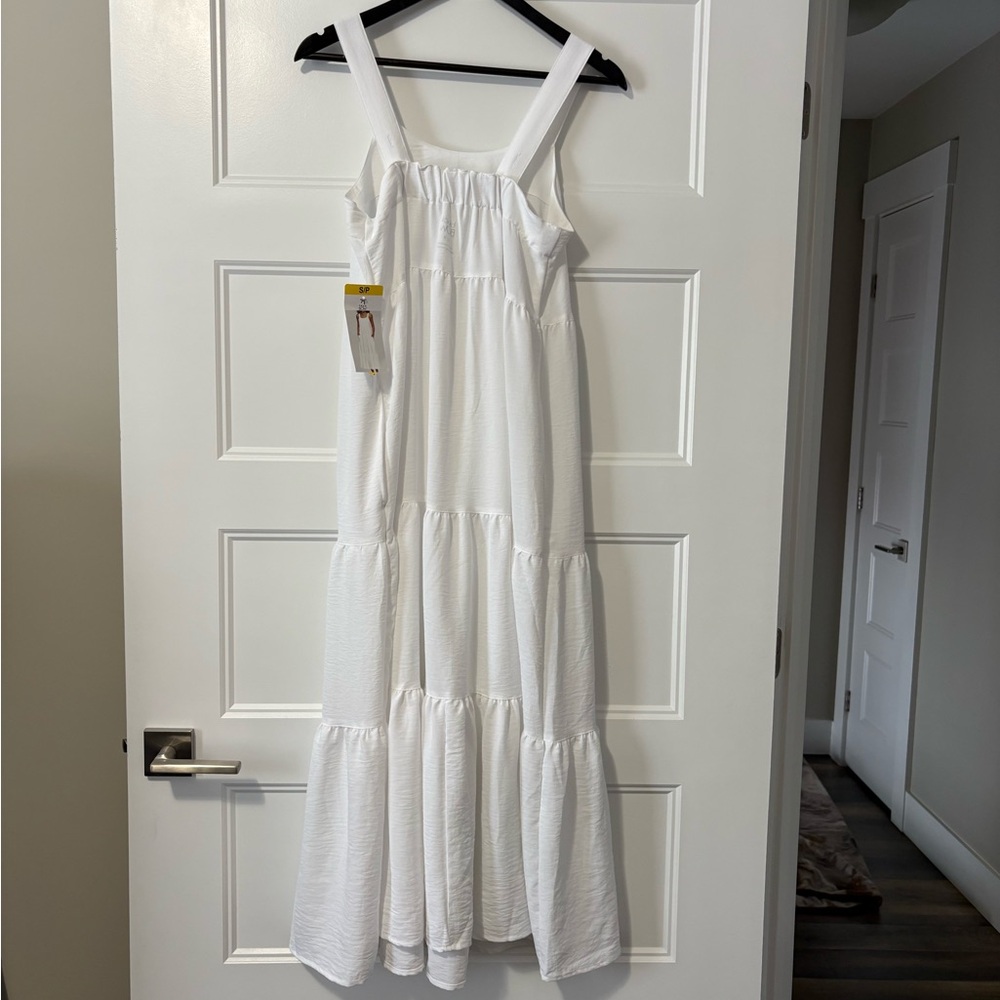 Black Bow White Tiered Maxi Dress NWT Flowy Elastic Back Resort (S) - Picture 3 of 16